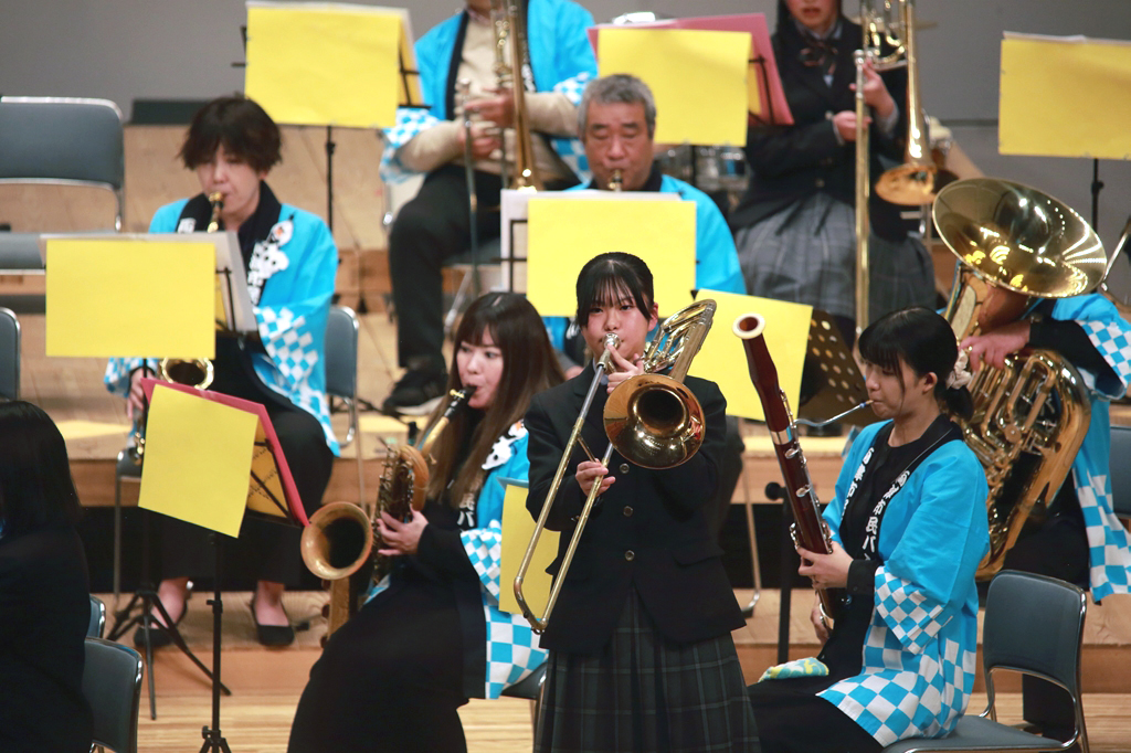 23-c-r-003.JPG