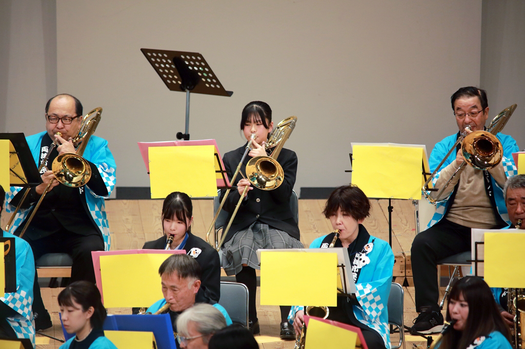 23-c-r-013.JPG